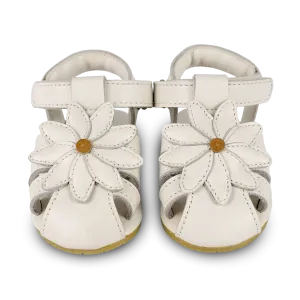 Duni Fields Sandals | Daisy | Off White Leather