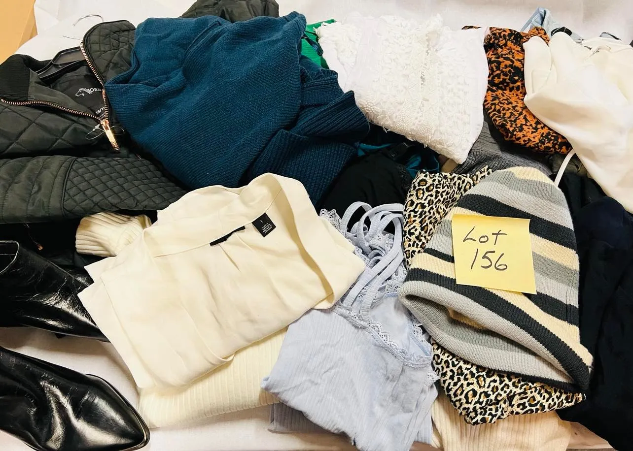 Lot 156- Large Women's Clothing Lot, Mixed New/Returns, Nordstrom/Amazon, Tops, Pants, designer boots, swim, winter boots, 30 Pieces, Retails $600 