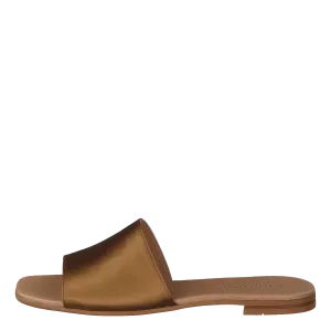 Madeleine Caramel