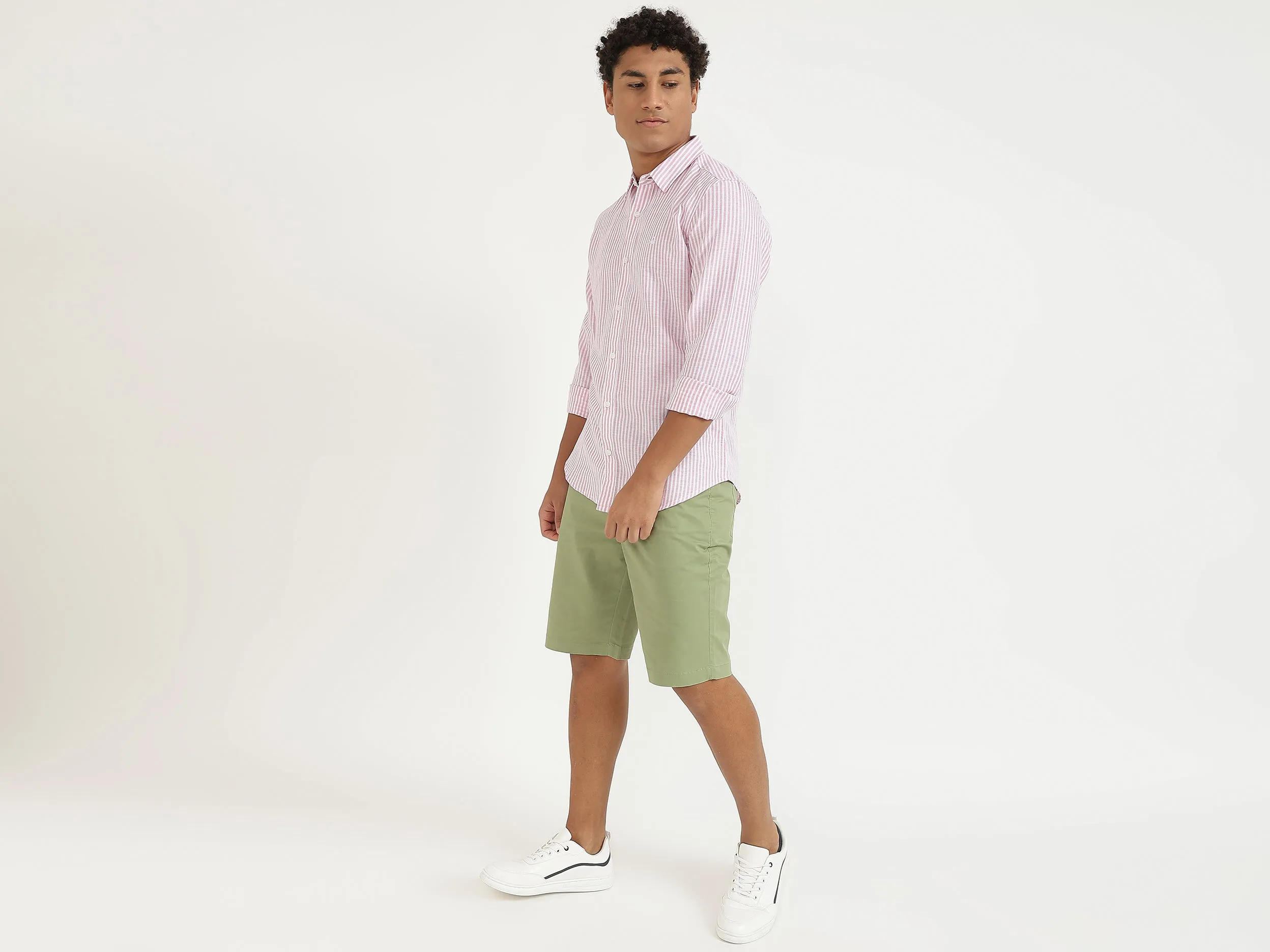 Men Pink Striped Slim Shirt