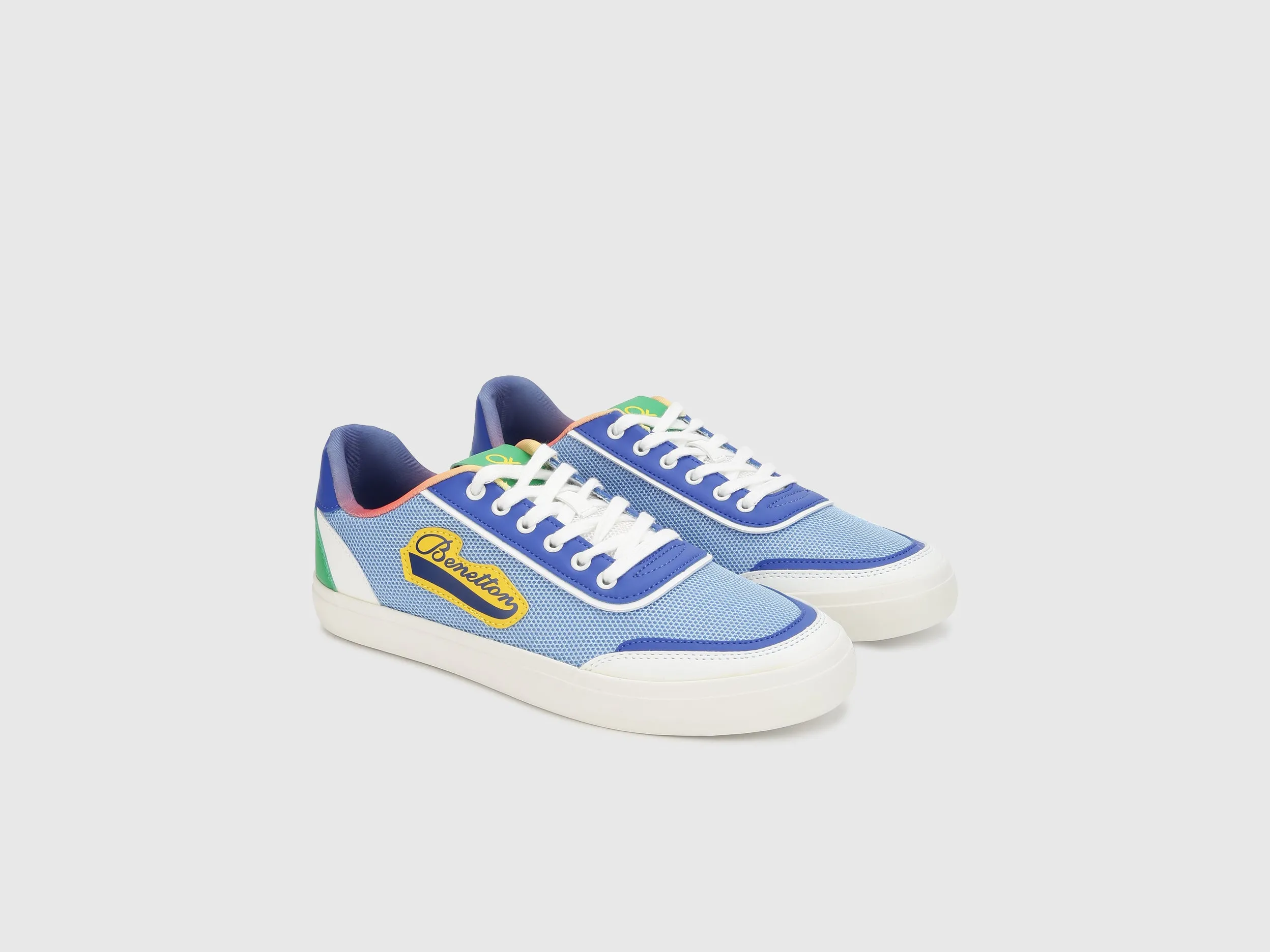 Men Textured Lace-up Sneakers
