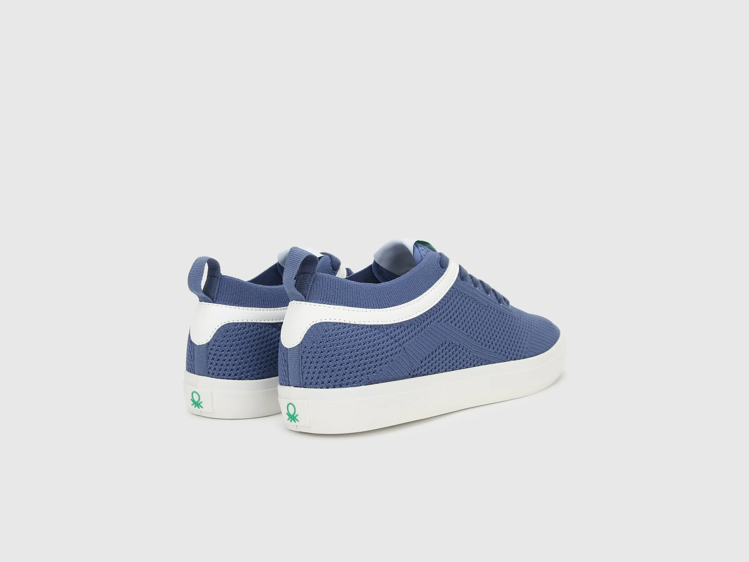Men Textured Lace-up Sneakers