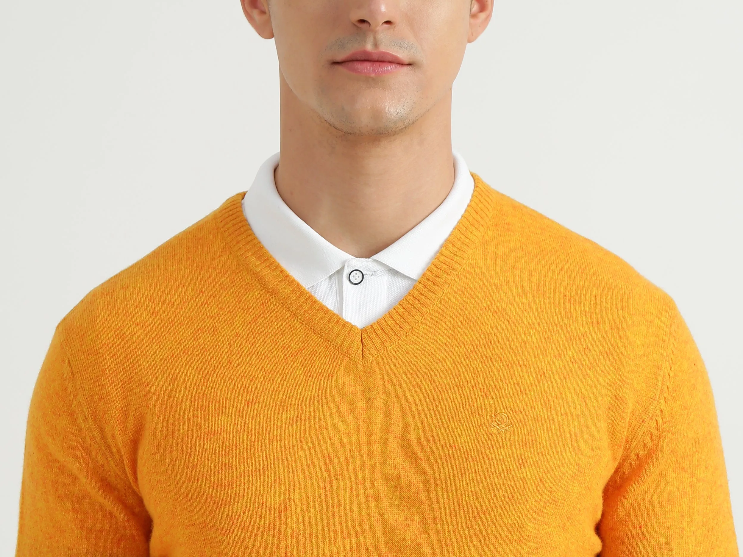 Mens V-Neck Solid Sweater