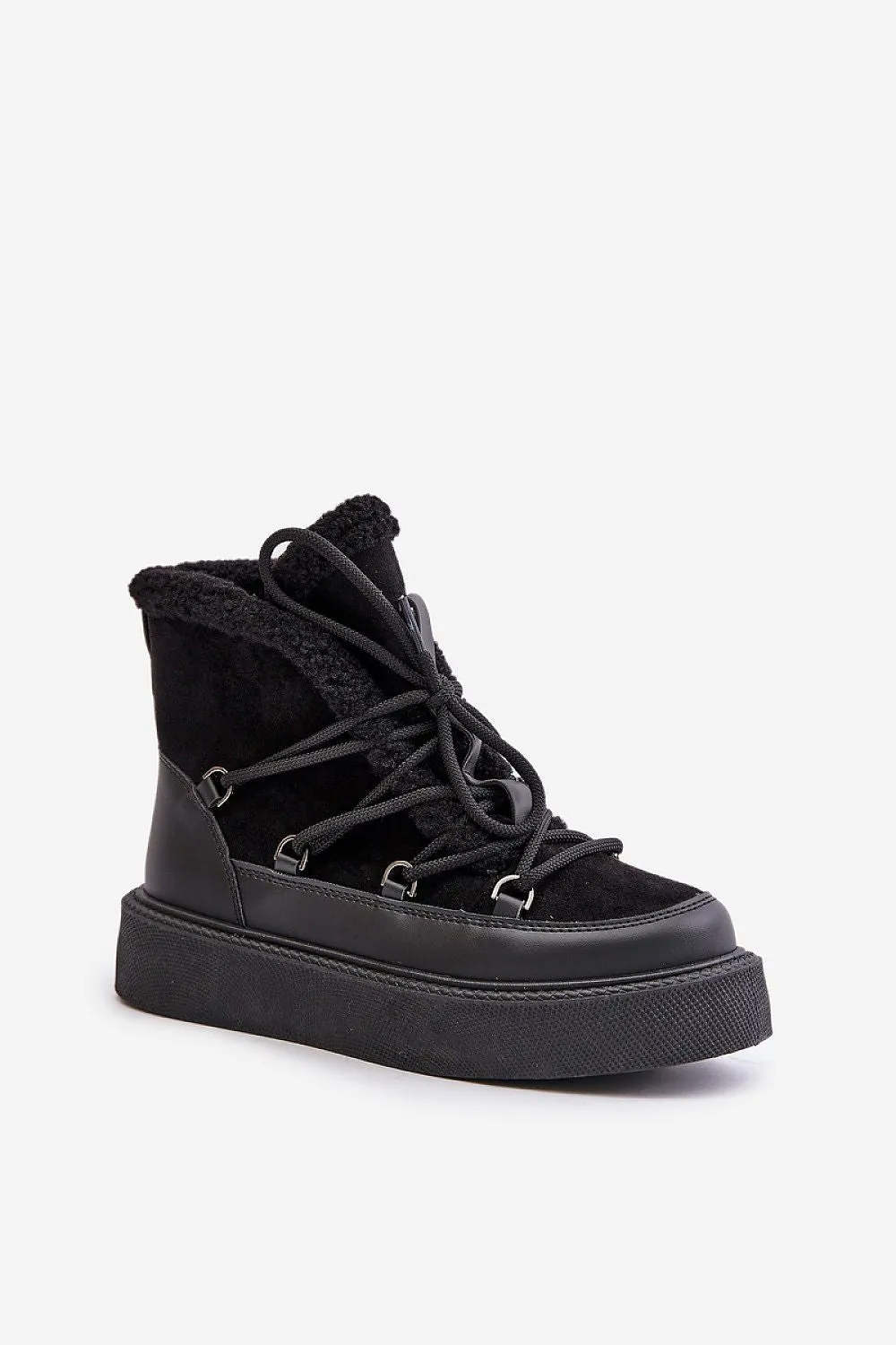 Snow boots
