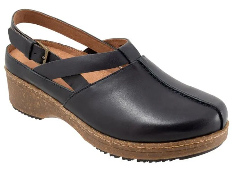 Softwalk Arica - Womens Clogs