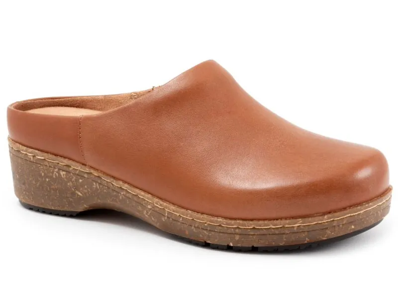 Softwalk Arvada - Womens Clogs