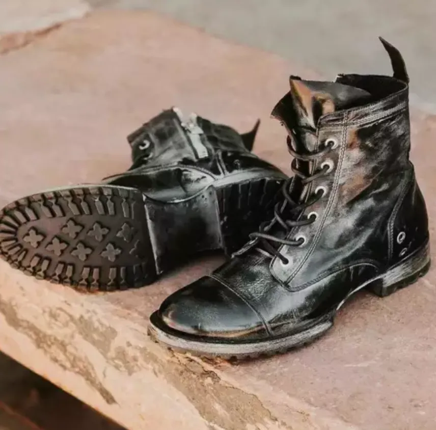 Stylish and comfortable Aline winter boots