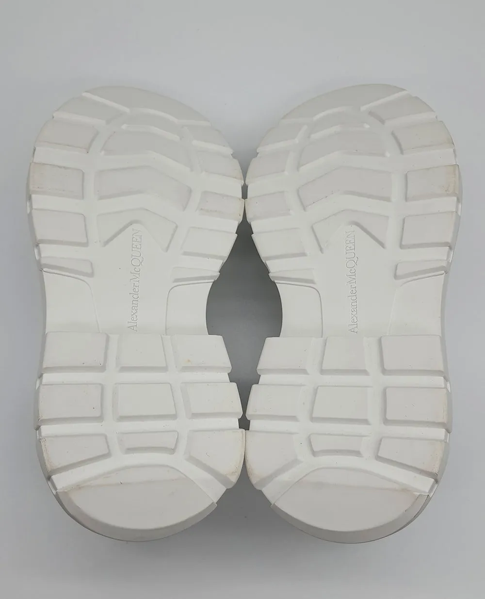 Tread Slick Low Top Sneakers